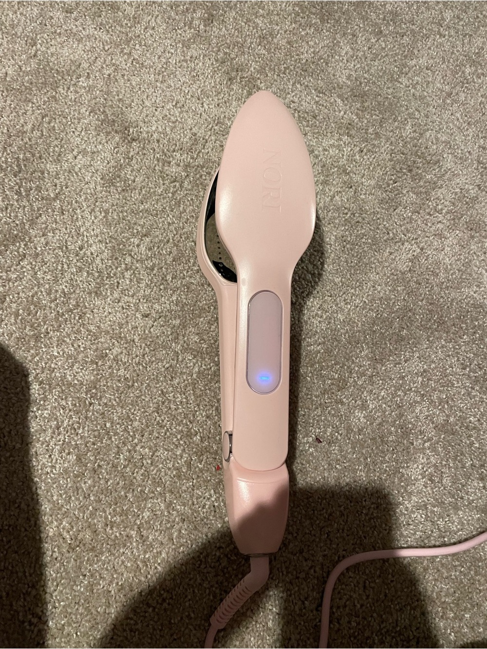 Noir Steam Iron